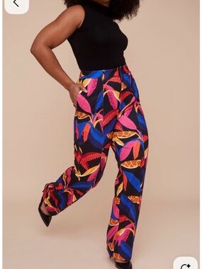 Mixed by Nasrin Black Wide-Leg Print Trousers with Multicolor Leaf Pattern